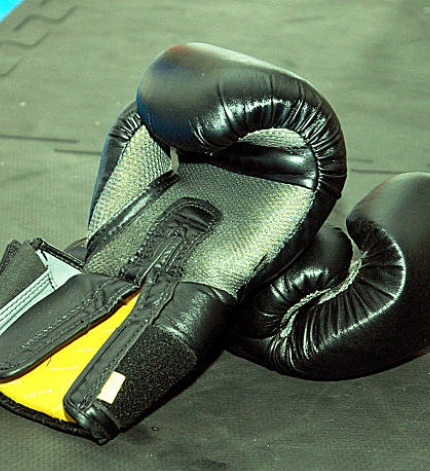 Gants de Boxe qui Sentent Mauvais ? Comment Éliminer Définitivement l&rsquo;Odeur de Transpiration